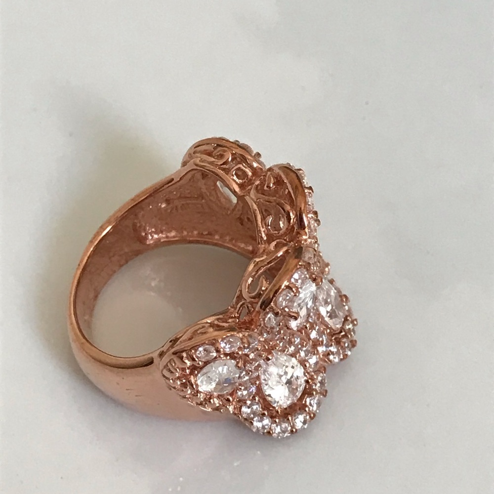 ⚡️NEW 4.15ctw CZ Rose Gold Droplet Ring MAKE OFFER - Picture 4 of 8